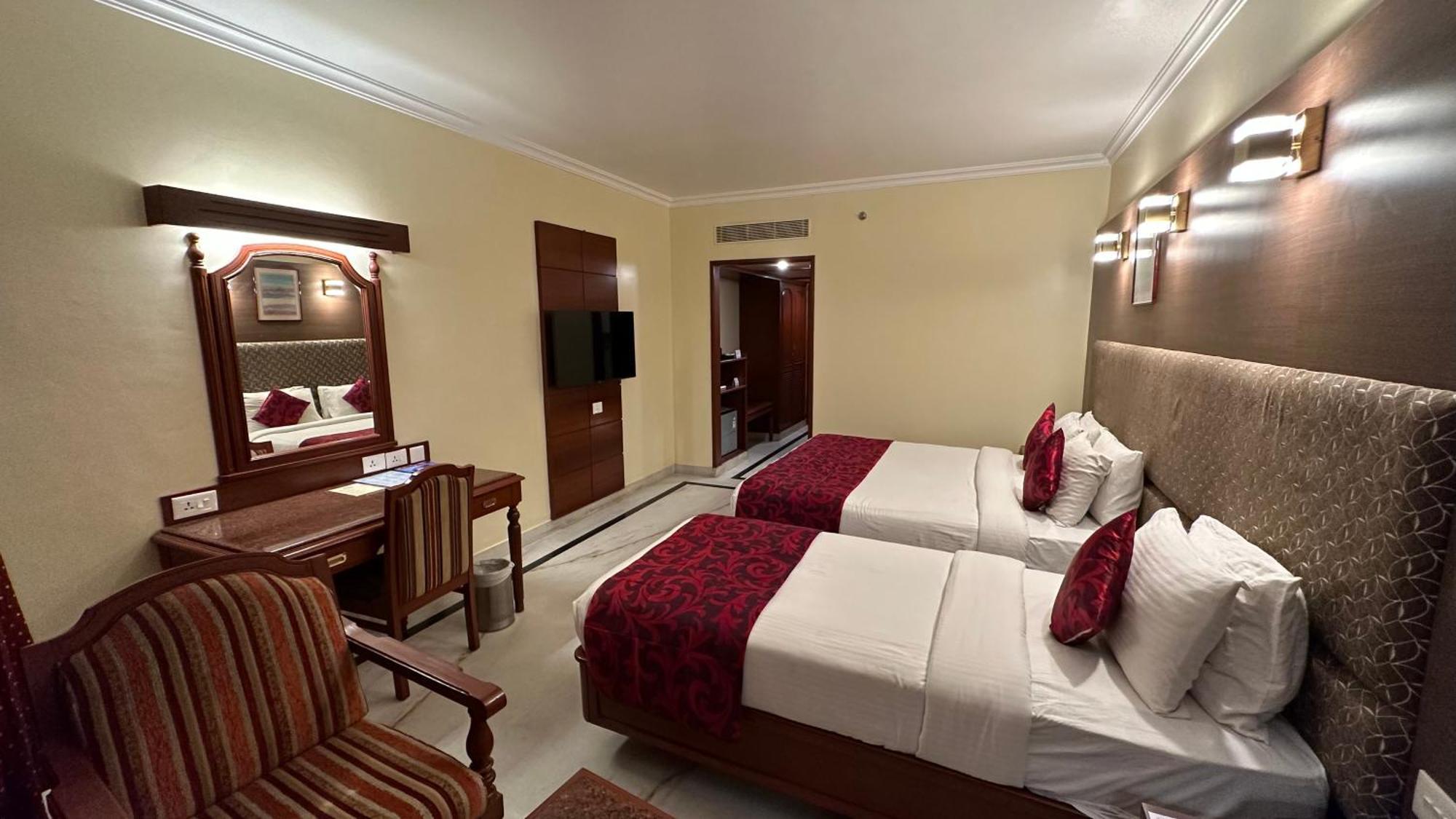 Hotel Annamalai International Puducherry Zewnętrze zdjęcie